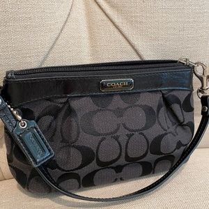 Coach wristlet clutch
